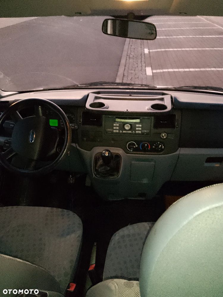 Ford Transit - 10