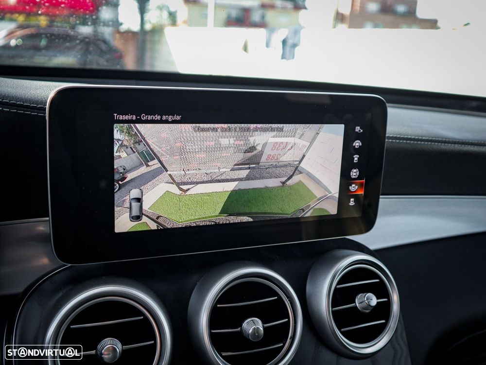 Mercedes-Benz GLC 300 de Coupe 4Matic 9G-TRONIC AMG Line - 44