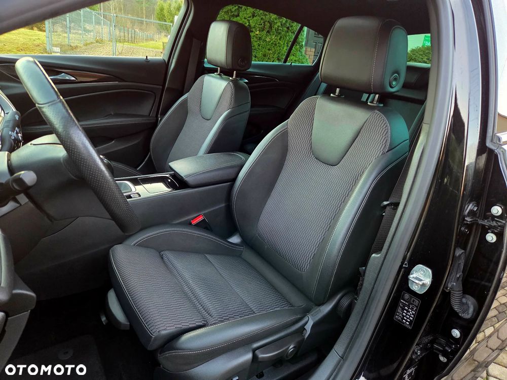Opel Insignia 2.0 Business Innovation - 22