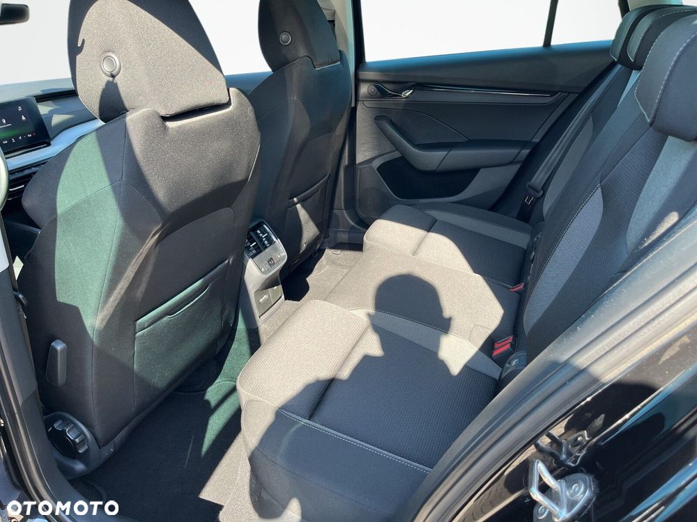Skoda Octavia 2.0 TDI Style DSG - 12