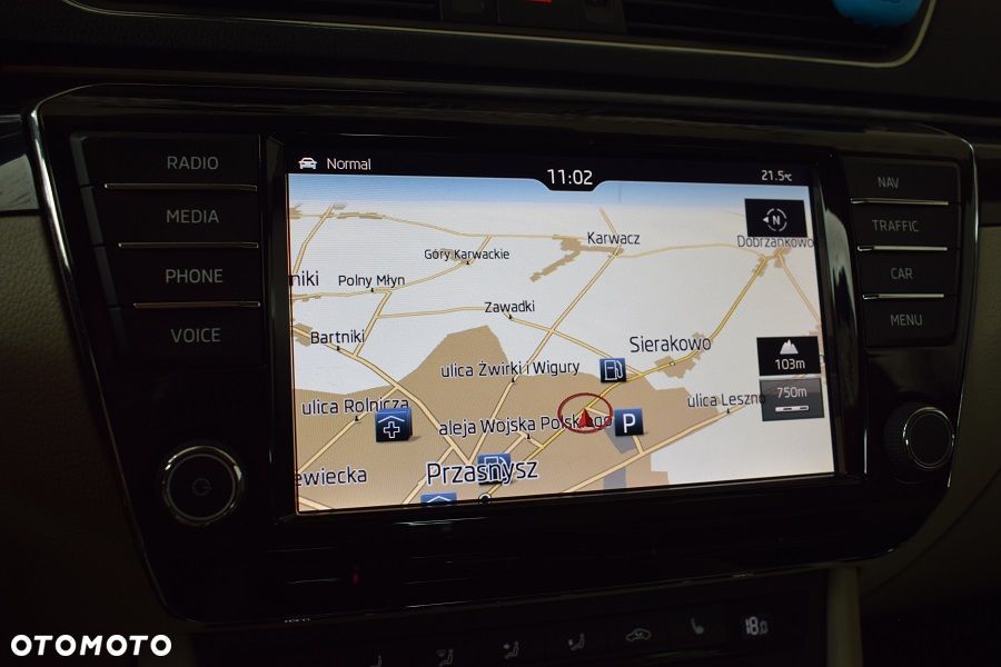 Skoda Superb 2.0 TSI L&K DSG - 17