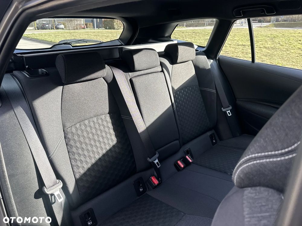 Toyota Corolla 1.8 Hybrid Comfort - 21