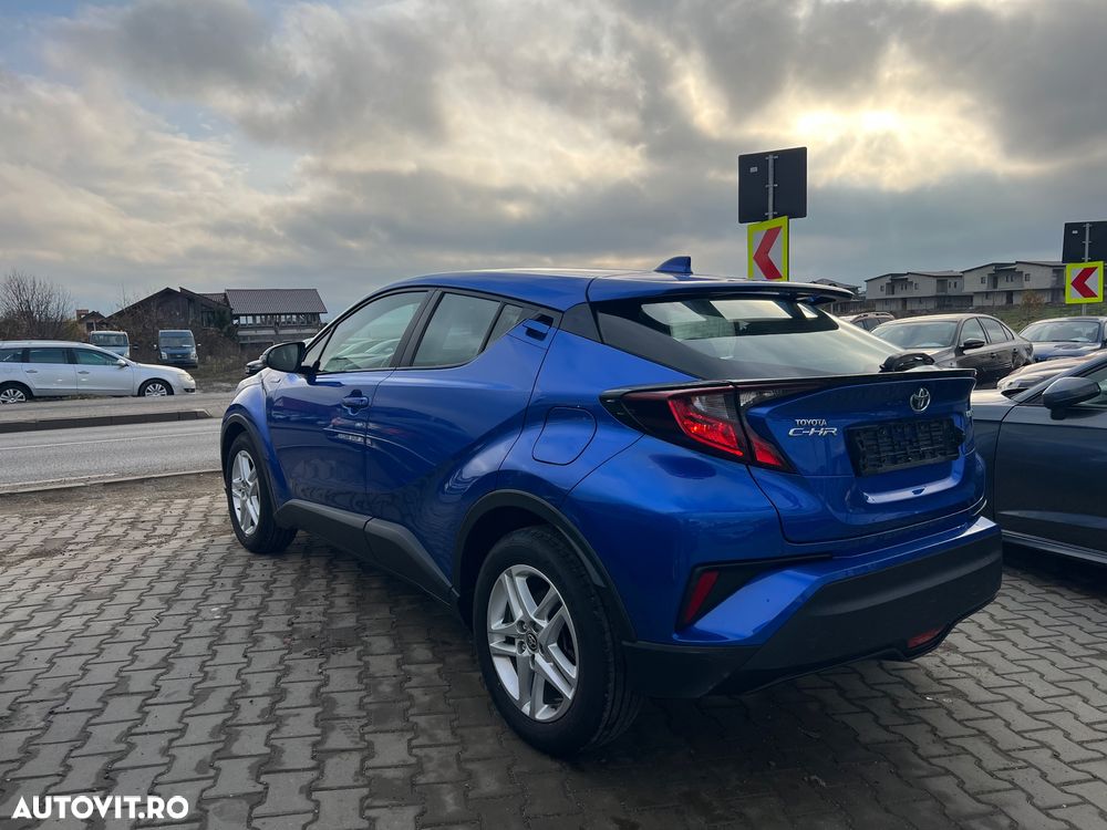 Toyota C-HR Hybrid Club - 4