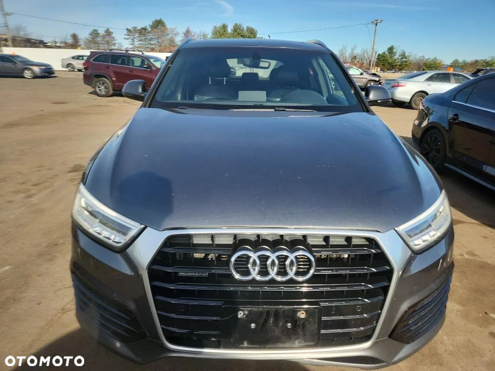 Audi Q3 2.0 TFSI Quattro S tronic design - 5