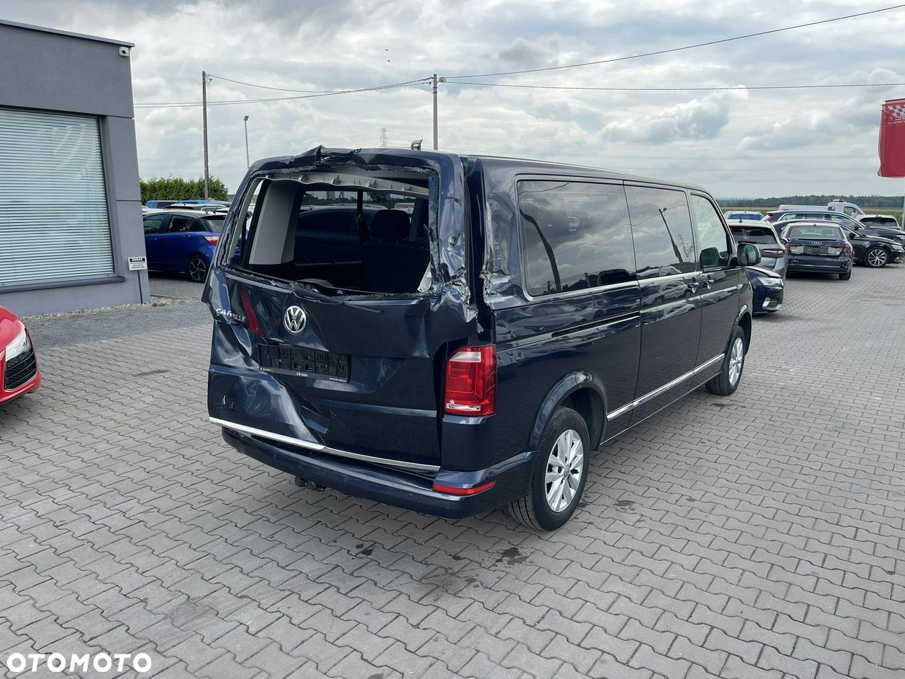 Volkswagen Caravelle 2.0 TDI L1 Highline DSG - 2