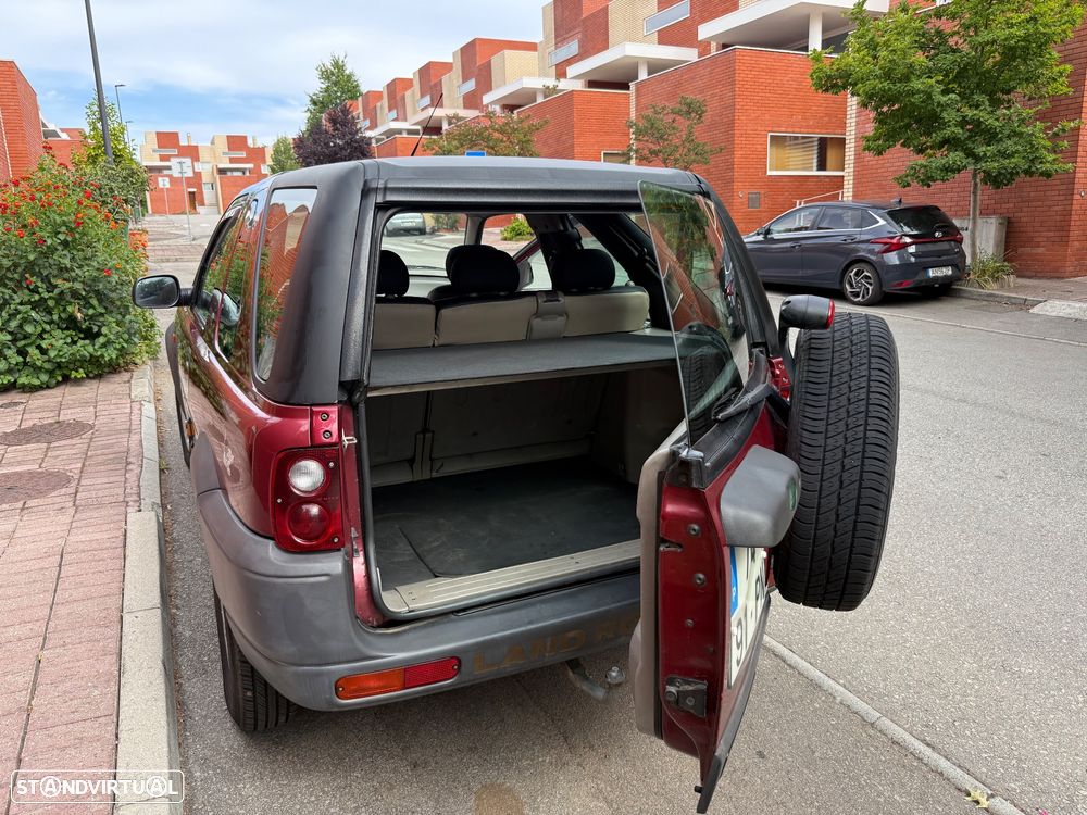 Land Rover Freelander 2.0 di - 11
