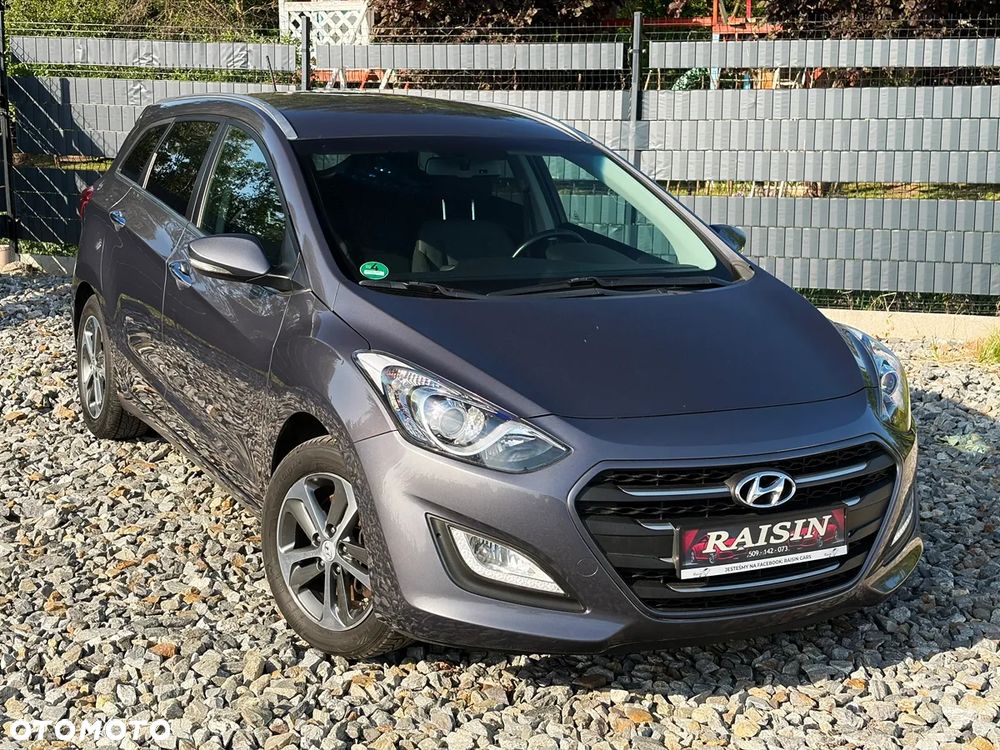 Hyundai i30 blue 1.6 CRDi DCT Passion - 2
