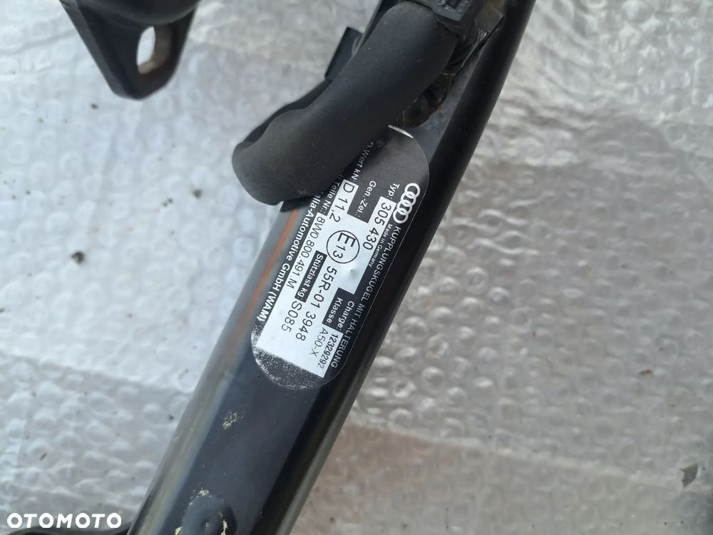 Hak holowniczy odchylany Audi A4 B9 A5 F5 8W0800491M - 3