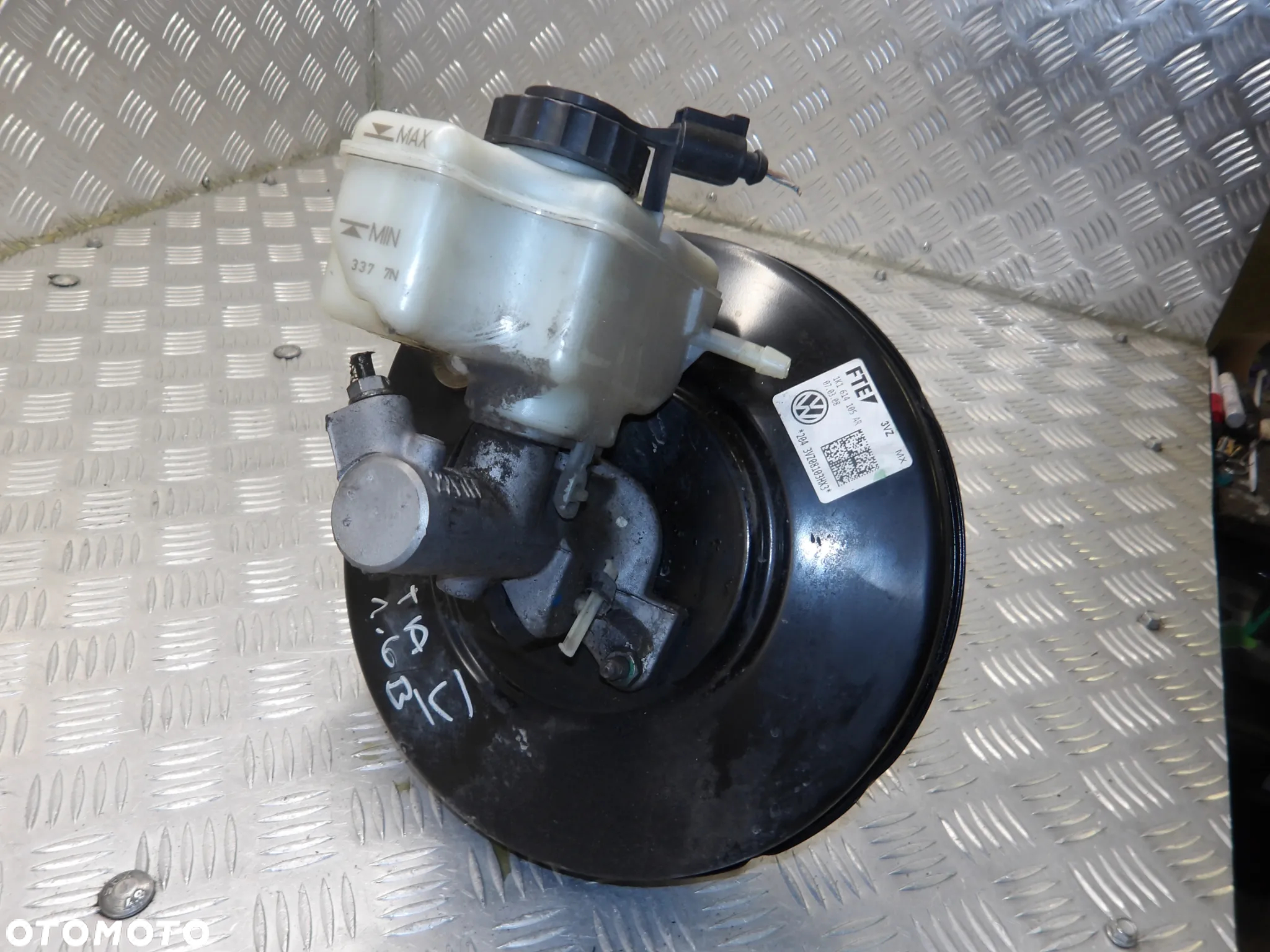 VW JETTA V 05-10 SERWO POMPA HAMULCOWA 1K1614105AR - 3