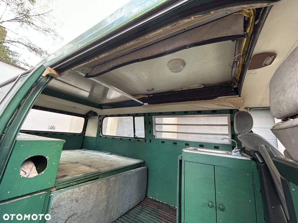 Volkswagen Transporter - 7