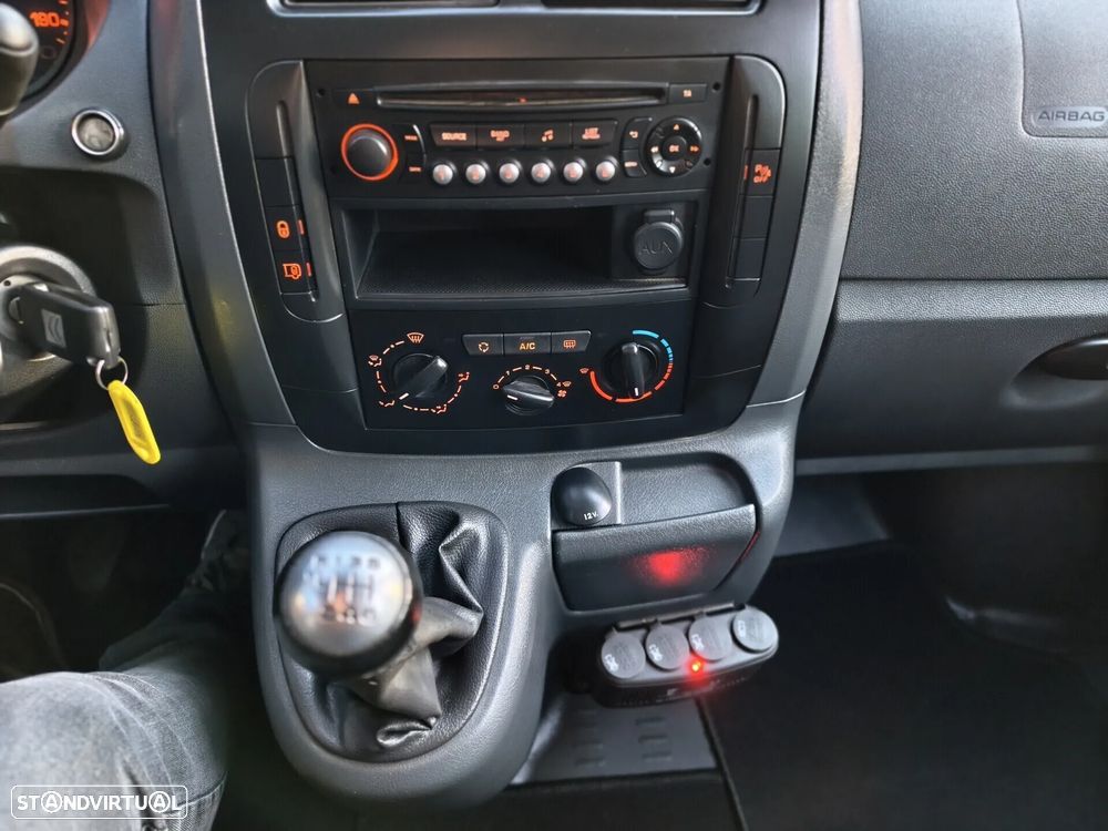 Citroën Jumpy 2.0 HDI 4X4 128CV AC - 26