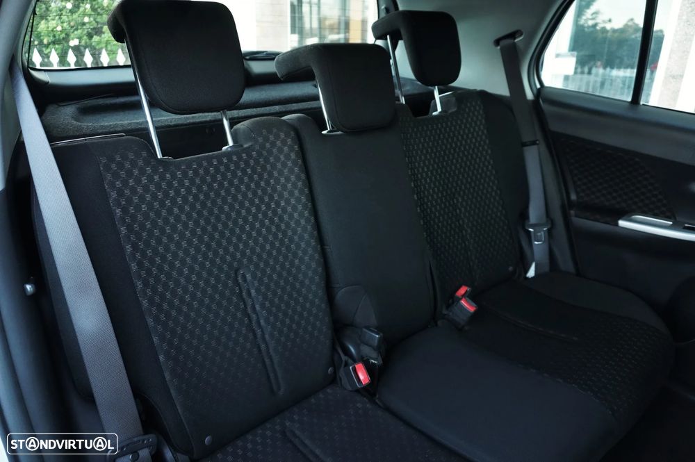 Toyota Urban Cruiser 1.33 4x2 Town - 19