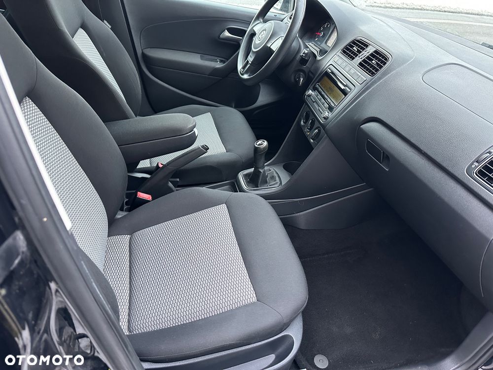 Volkswagen Polo - 19