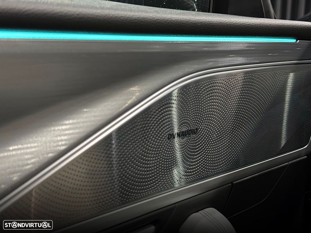 Xpeng P7i 86.2 kWh Long Range - 18