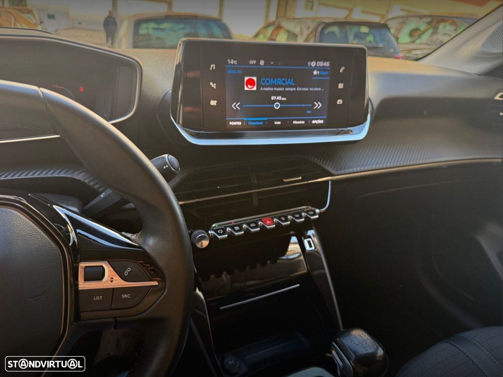 Peugeot 208 1.2 PureTech Allure Pack - 9