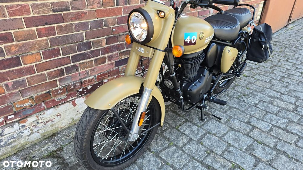 Royal Enfield Classic - 17