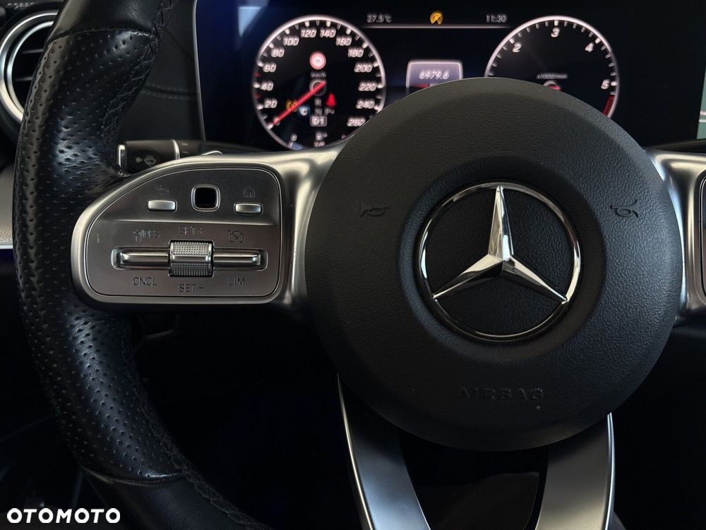 Mercedes-Benz Klasa E 220 d 4-Matic - 17