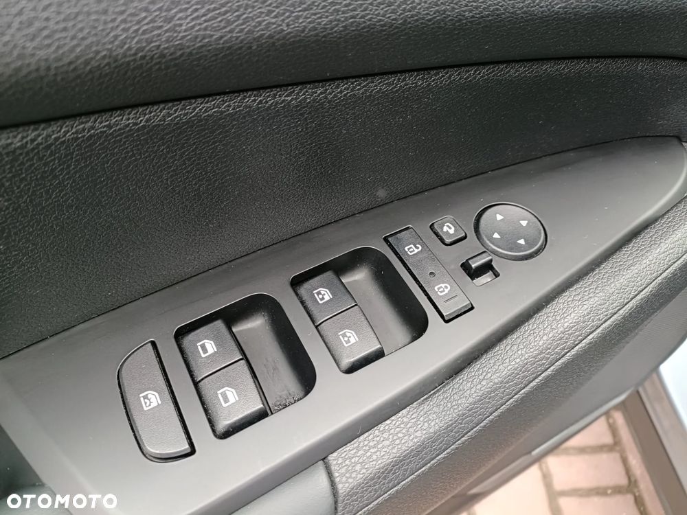 Kia Sportage 1.6 T-GDI L 2WD DCT - 18