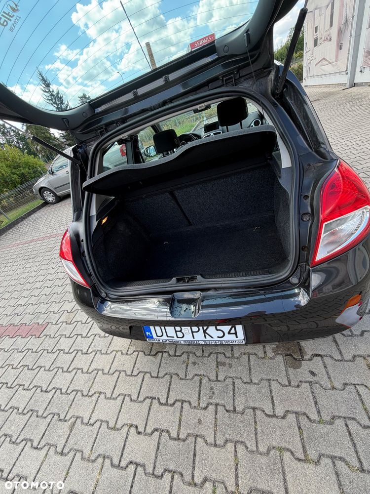 Renault Clio 1.2 16V Authentique - 12