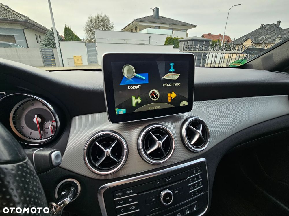 Mercedes-Benz CLA - 6