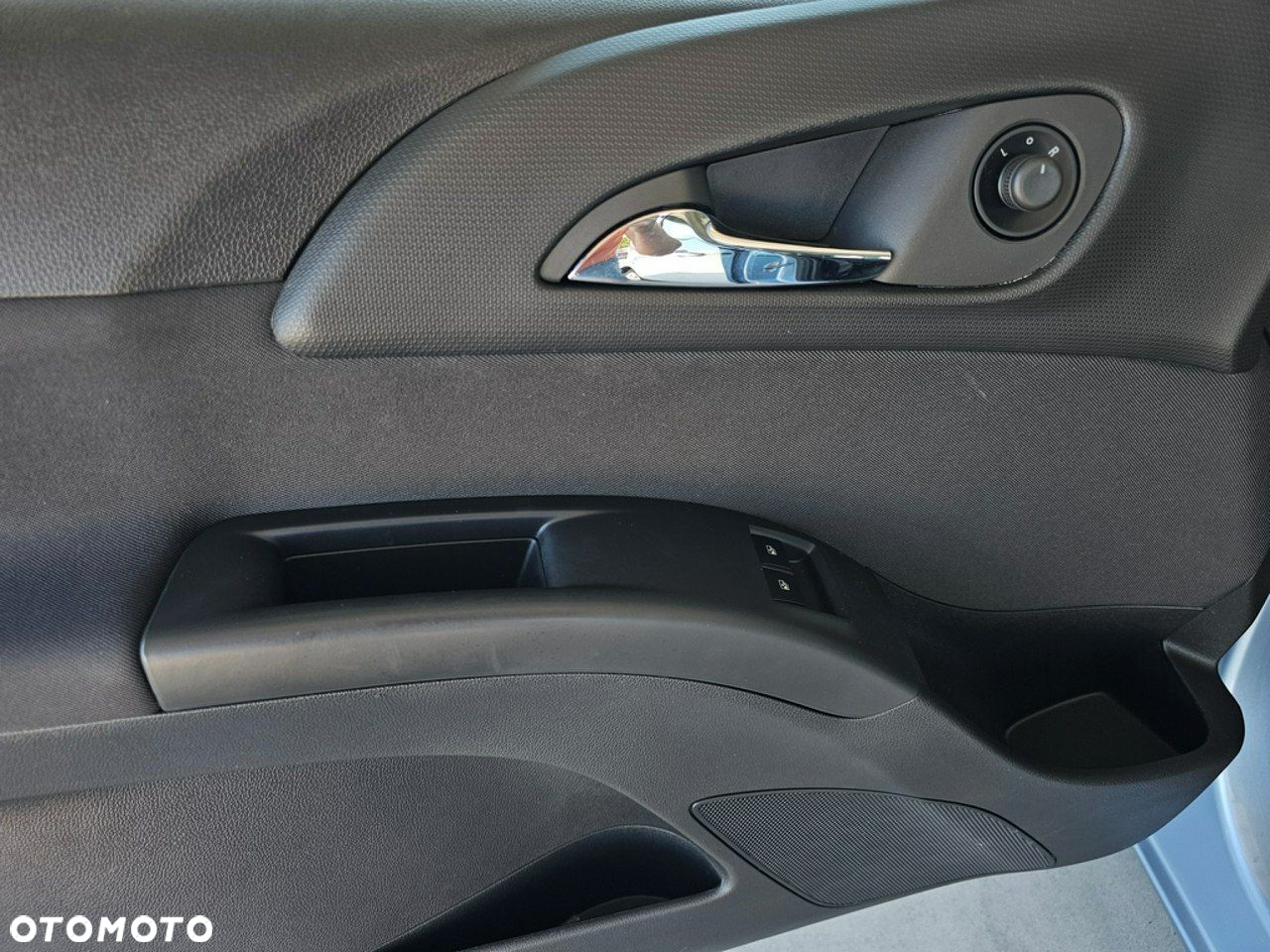 Opel Meriva - 12
