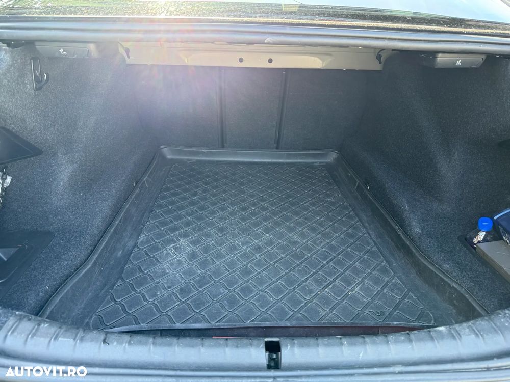 BMW Seria 5 520d xDrive Aut. Luxury Line - 20