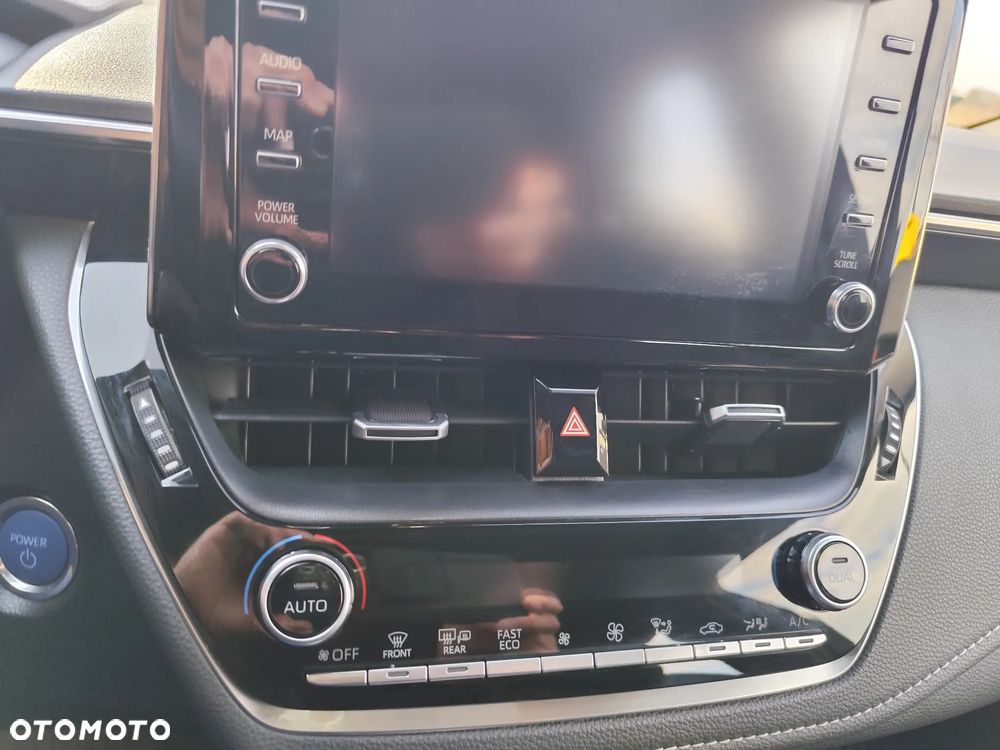Toyota Corolla - 25