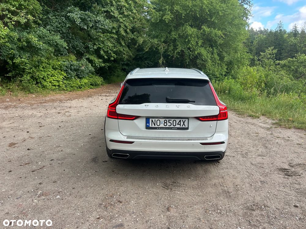 Volvo V60 D4 AWD Momentum Pro - 8