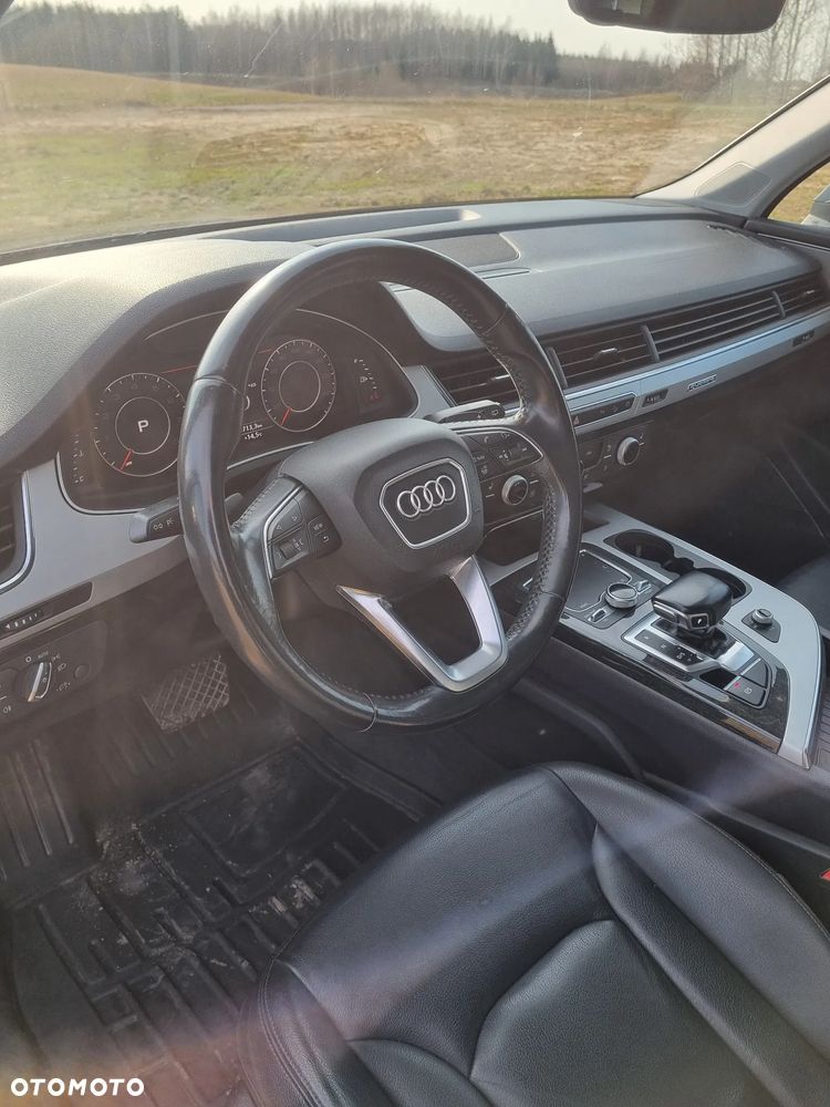 Audi Q7 - 8