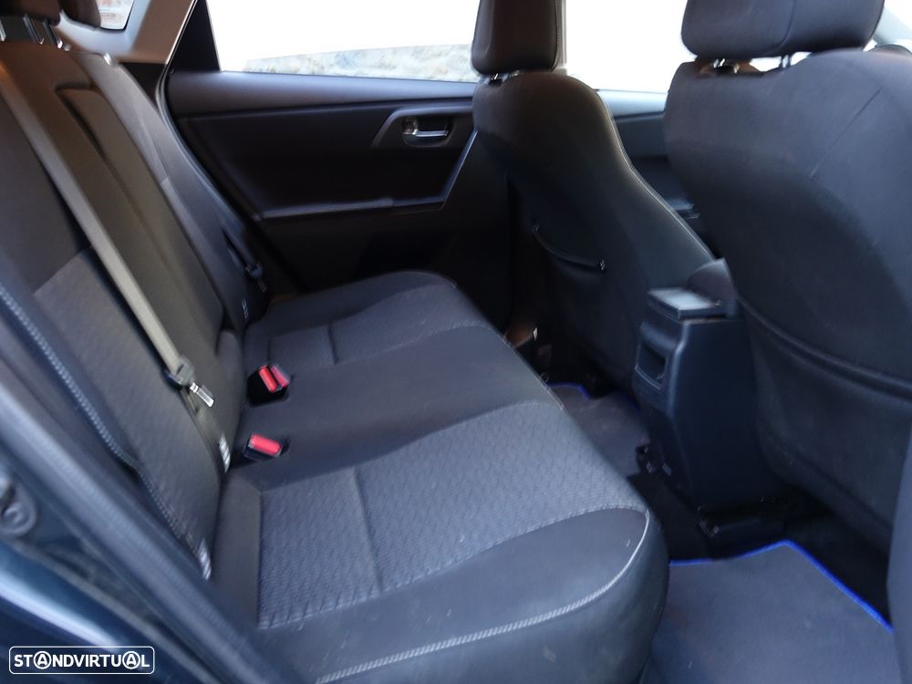 Toyota Auris 1.8 HSD Exclusive+Navi - 12
