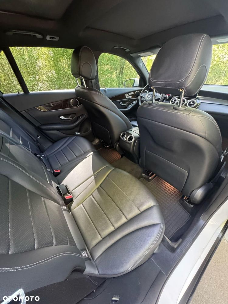 Mercedes-Benz GLC 300 4-Matic - 9