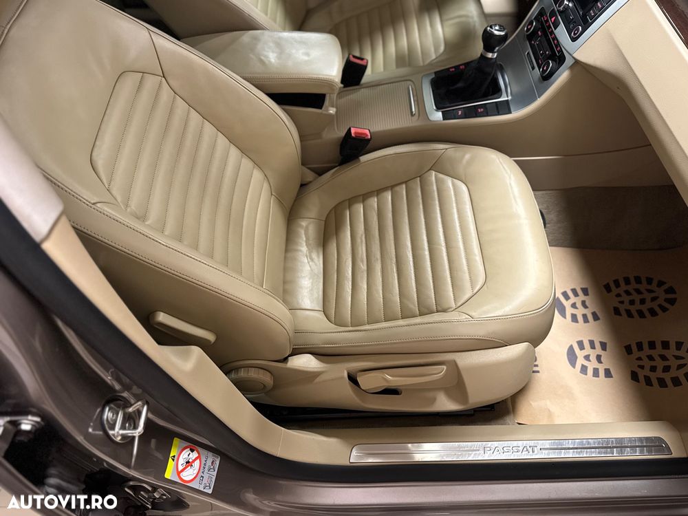 Volkswagen Passat 2.0 TDI 4Motion Highline - 17