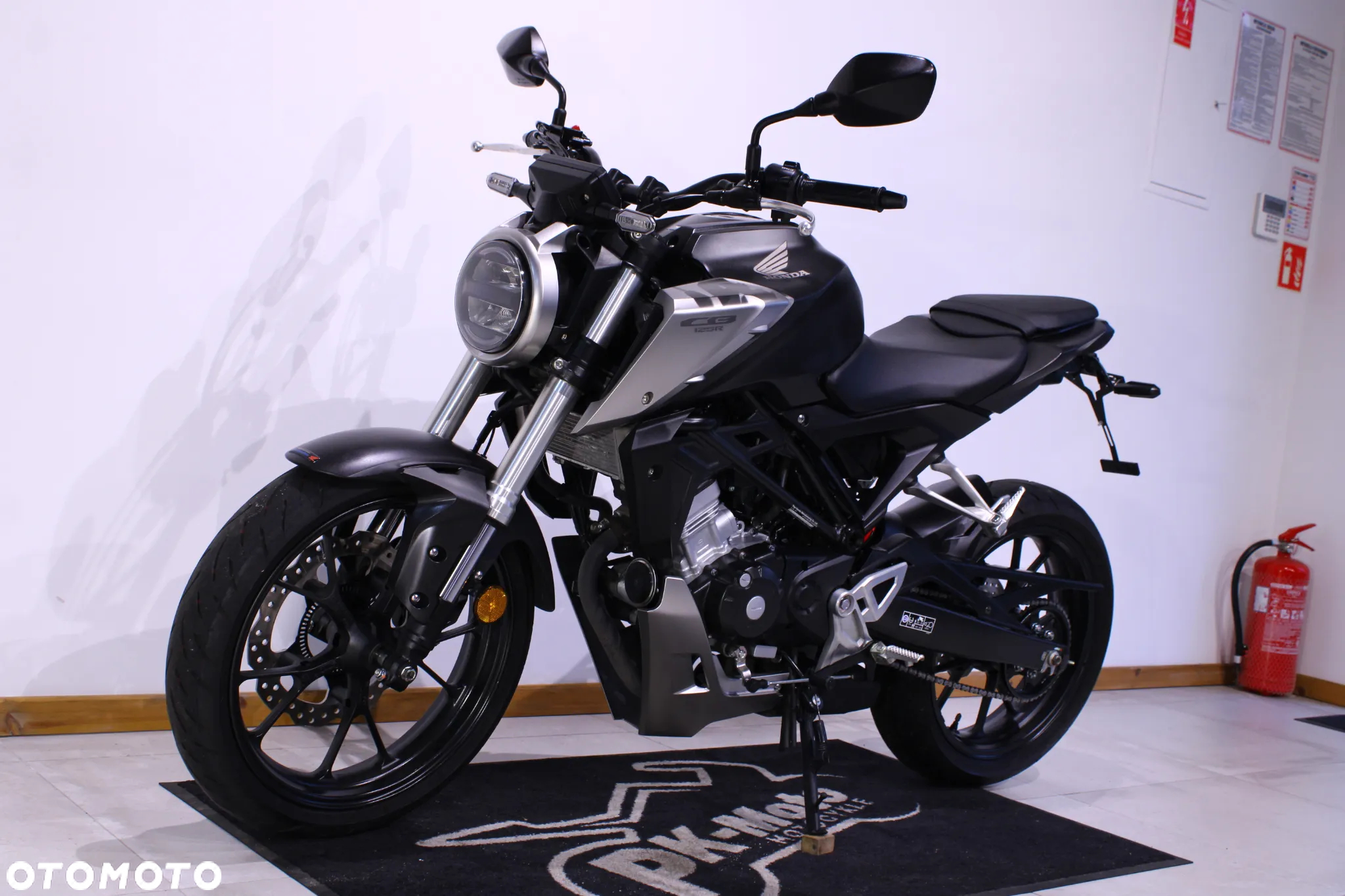 Honda CB - 4
