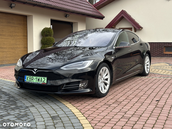 Tesla Model S 90 D Performance