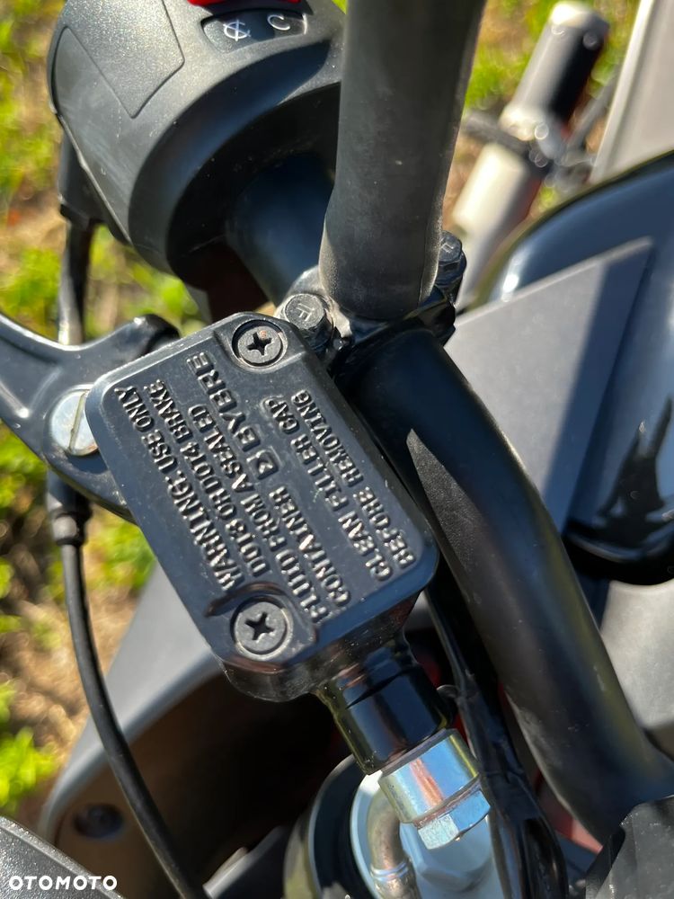 KTM Duke 125 - 10