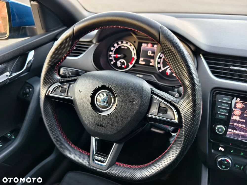 Skoda Octavia 2.0 TDI DSG RS - 12