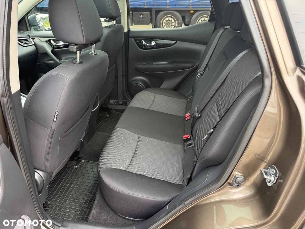 Nissan Qashqai 1.6 dCi Xtronic TEKNA+ - 16
