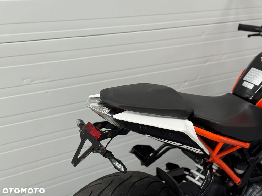 KTM Duke 125 - 4