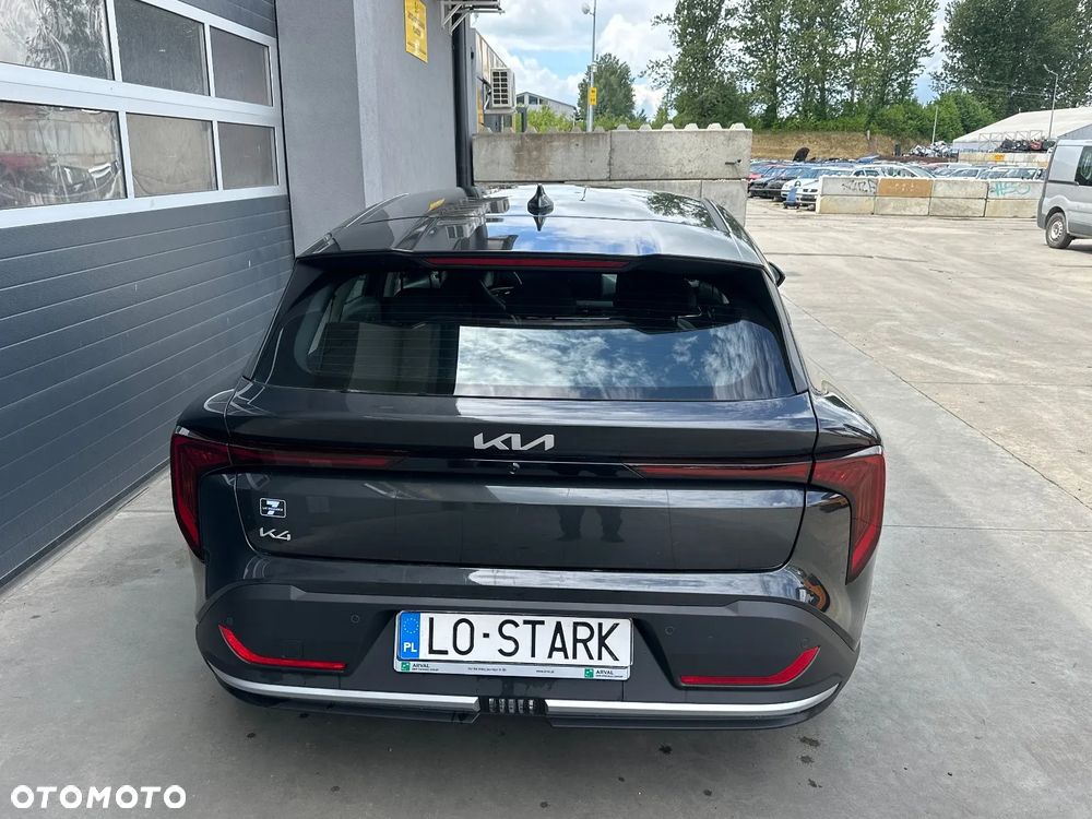 Kia K4 - 4