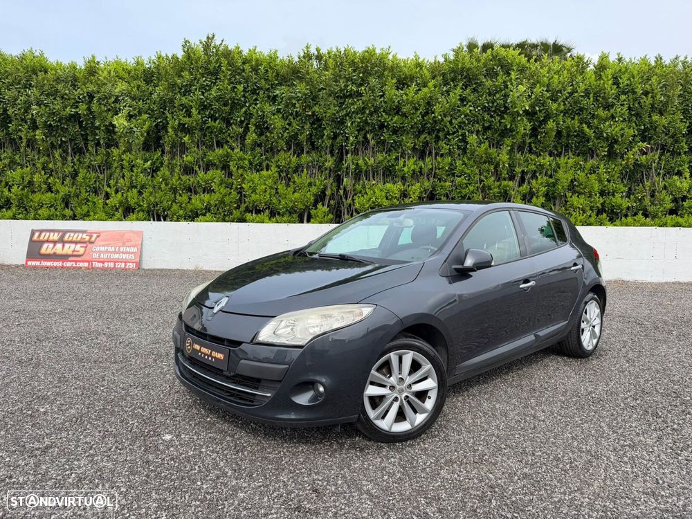 Renault Mégane 1.5 dCi Dynamique S - 2
