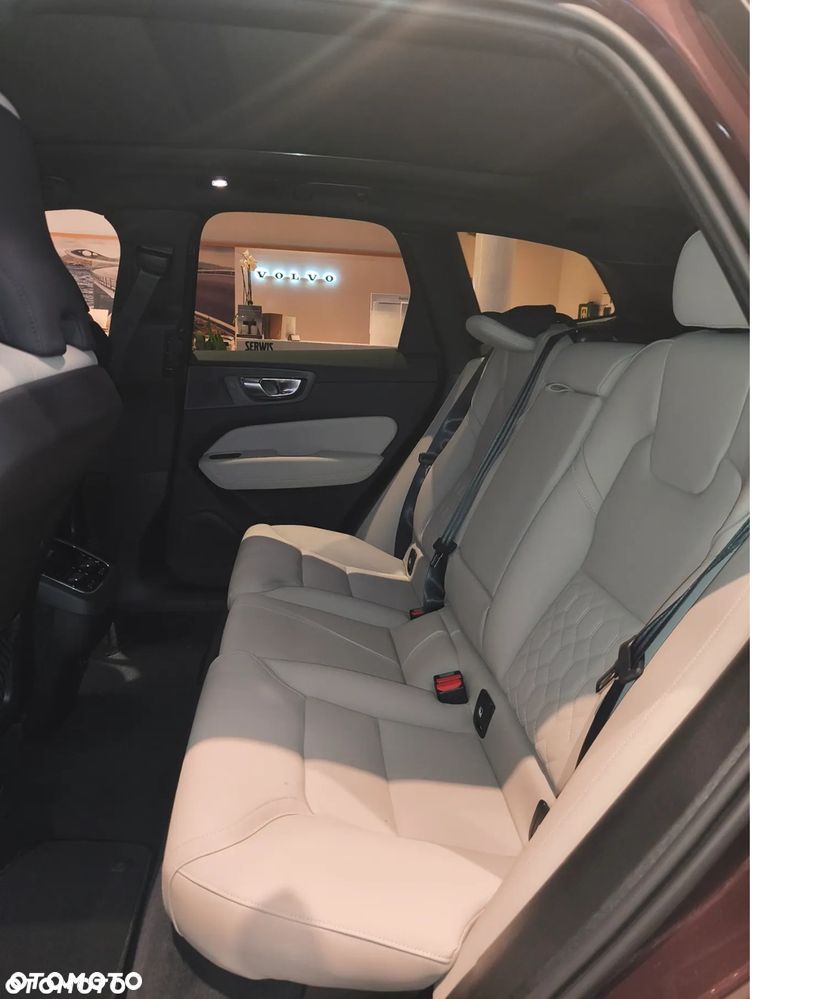Volvo XC 60 B5 B AWD Ultra Dark - 10