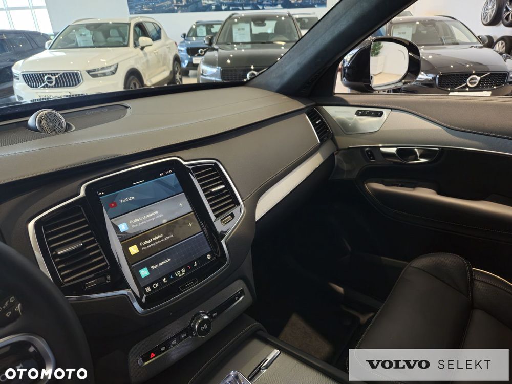 Volvo XC 90 - 30