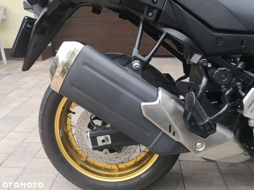 Suzuki V-STROM - 4