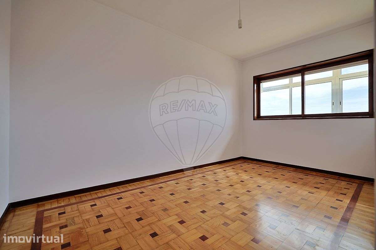 Apartamento T4 para arrendamento - Grande imagem: 2/17