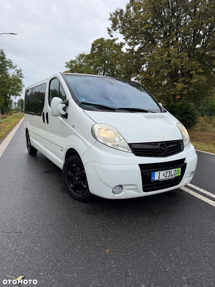 Opel Vivaro - 2