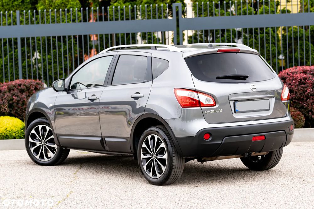 Nissan Qashqai 2.0 4x4 CVT 360 - 9