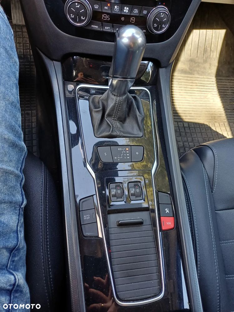 Peugeot 508 BlueHDi 180 EAT6 Stop&Start Allure - 8