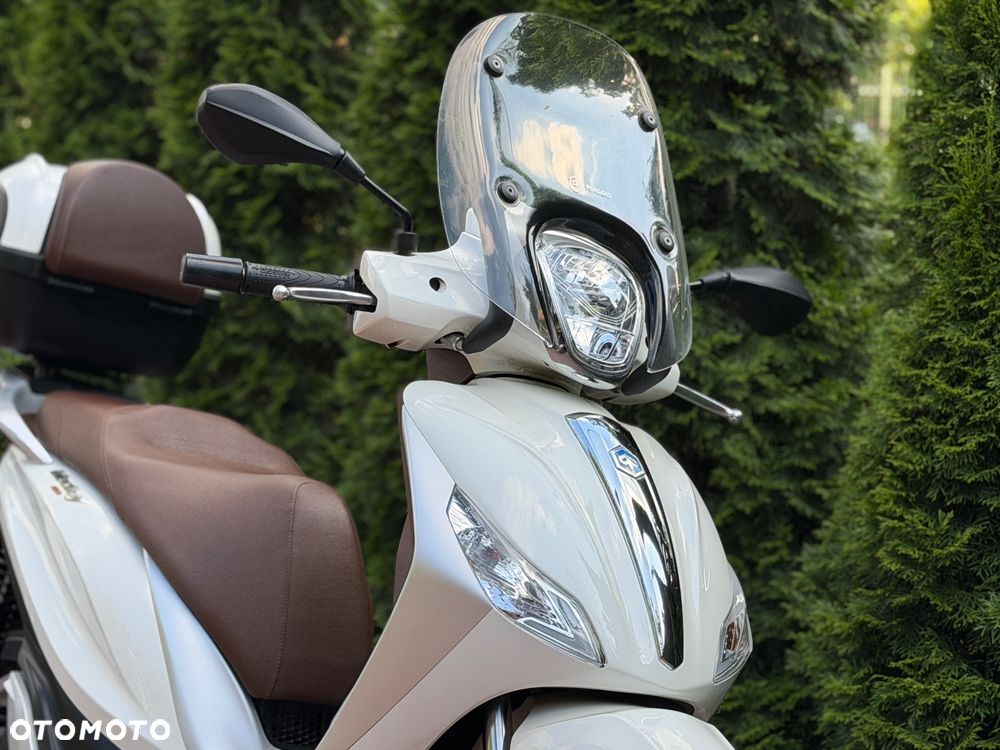 Piaggio Medley - 11