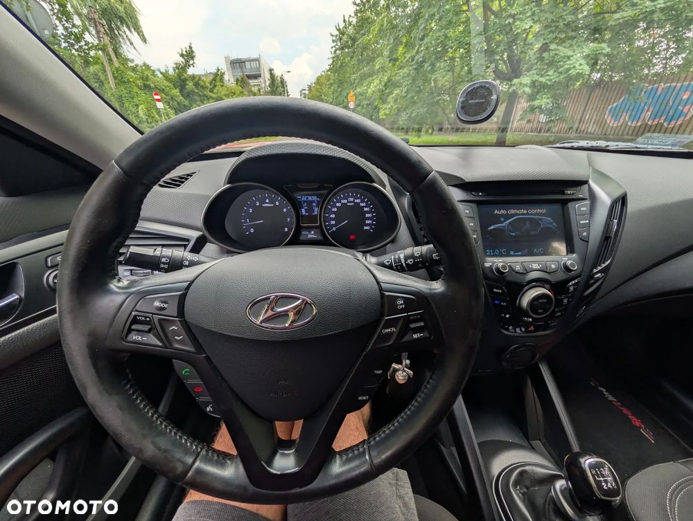 Hyundai Veloster 1.6 GDI Comfort - 15