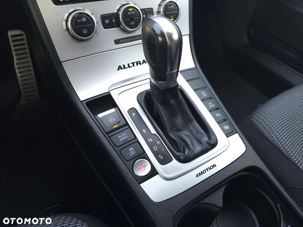 Volkswagen Passat Alltrack - 30